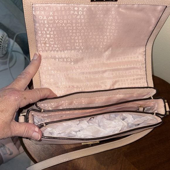 Kate Spade  Crossbody bag  locking front flap  pebbled leather  pink coral EUC - Picture 14 of 17